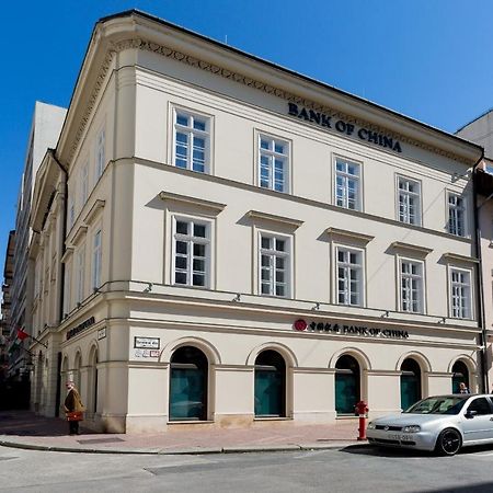 Budapest Central Square 2 Bedrooms Suite - Michaelides Voeroesmarty Square Residences Kültér fotó
